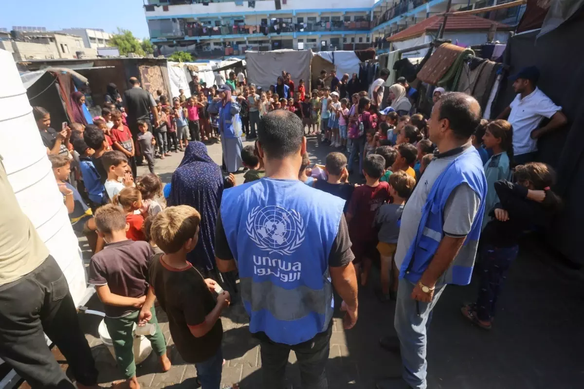 UNRWA Okuluna Hava Saldırısı: 6 Çalışan Öldü