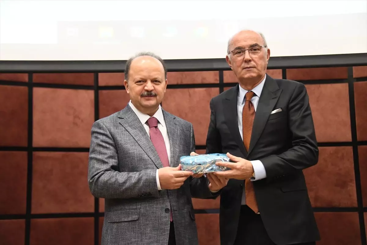 Fuat Sezgin Konferansı Kastamonu’da Gerçekleşti