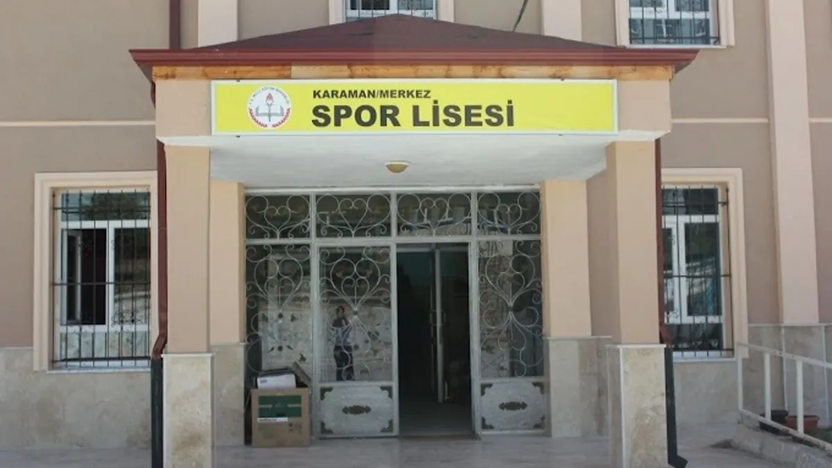 Lisede cinayet! Okul içinde arkadaşını tabancayla vurup, öldürdü