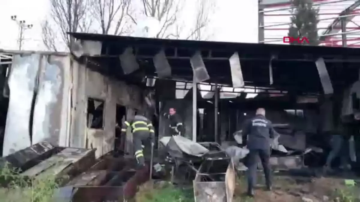 Kocaeli’deki Geri Dönüşüm Tesisinde Yangın Çıktı